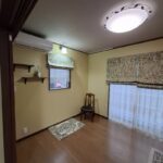 引分け戸にすることによって扉をフルオープンにすればリビングと一体になって解放感抜群です。