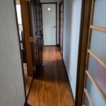 before　廊下の突き当りがトイレ、右手が洗面所、その奥に納戸という間取り