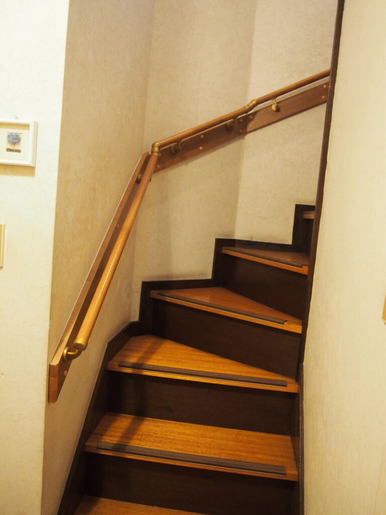 階段の手すり設置